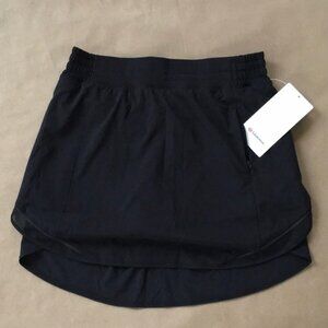 *NWT* Lululemon Hotty Hot HR Skirt Long - Black - Size 8